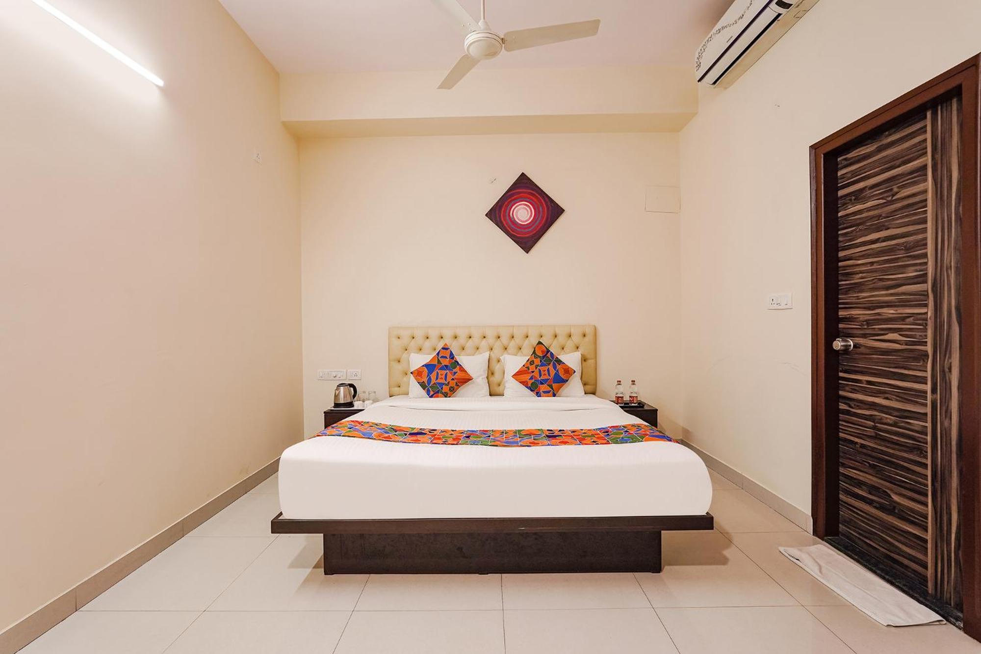 Fabhotel Leela Park Bangalore Eksteriør billede